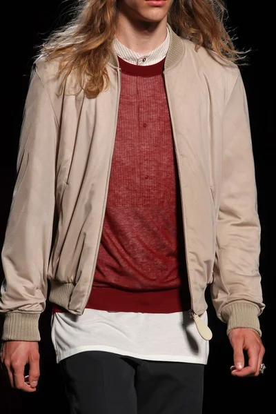Look 22